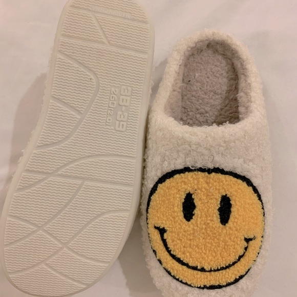 Smiley Face Slippers - Picture 3 of 3